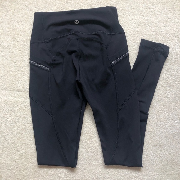 Lululemon Leggings with Pockets - Black/Reflective - Picture 2 of 3